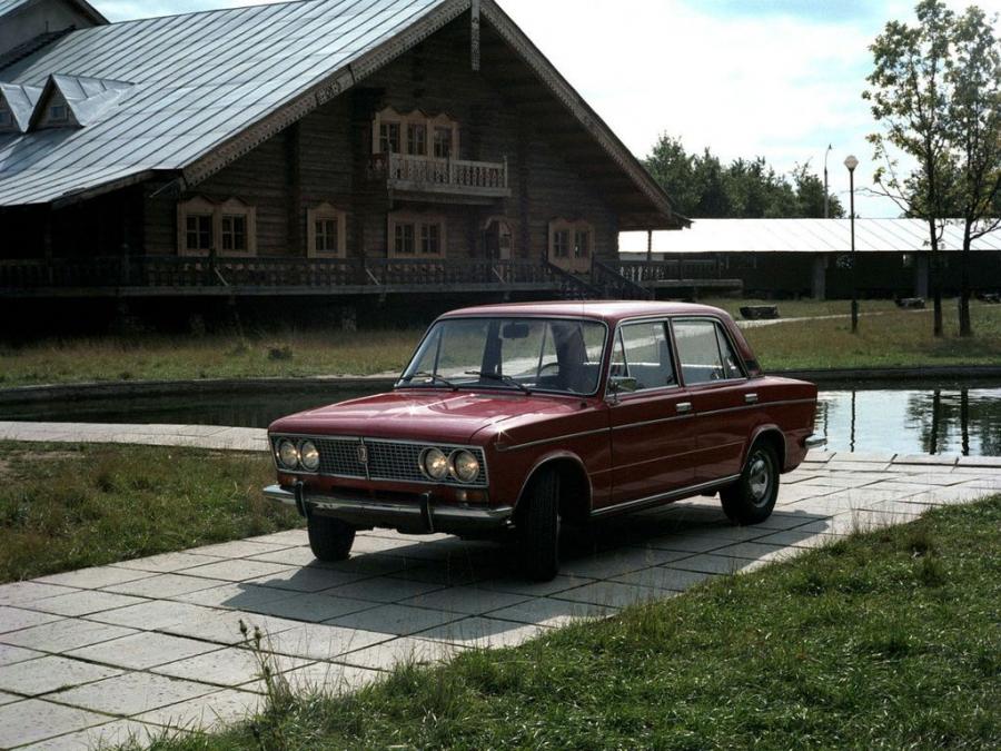  ВАЗ-2103 Жигули 1972 года  (фото 15 из 29)